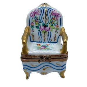 Vtg Limoges France Peint Armchair Ribbon Flower Bouquet Porcelain Trinket Box